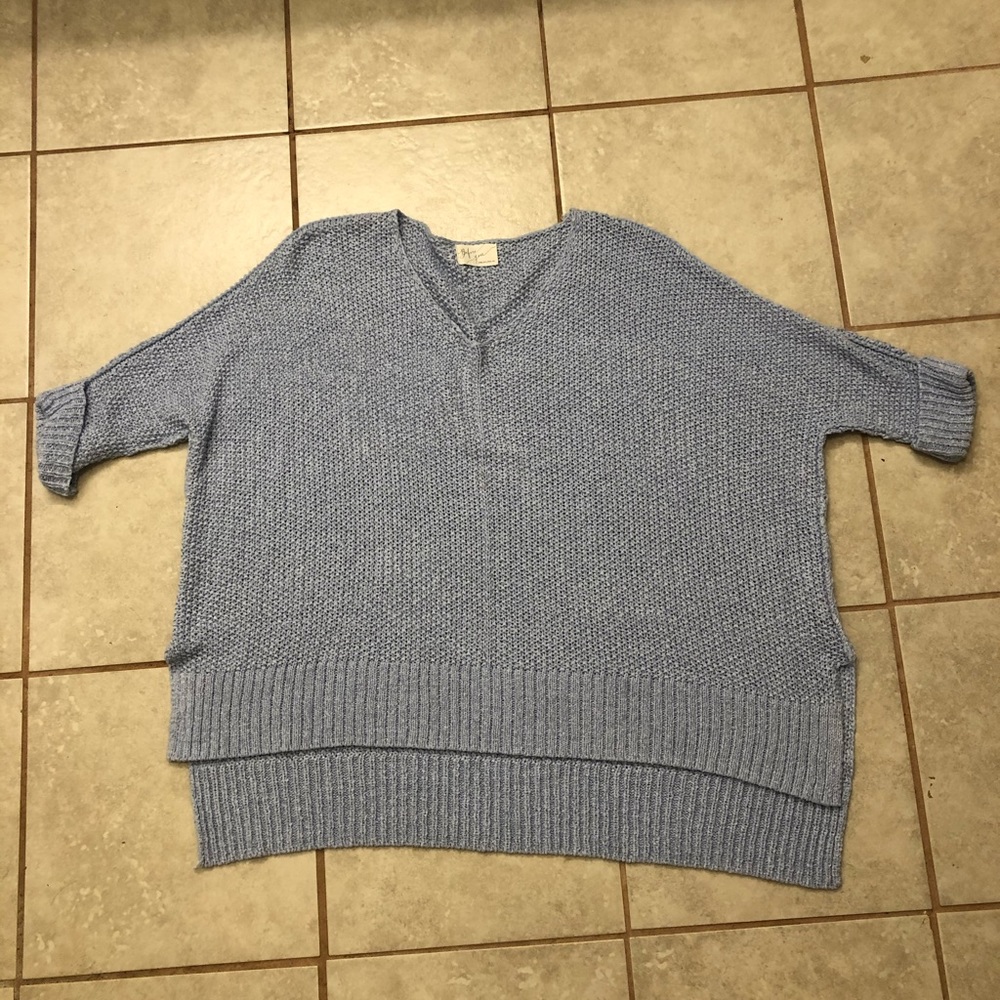 Knit see-through top.